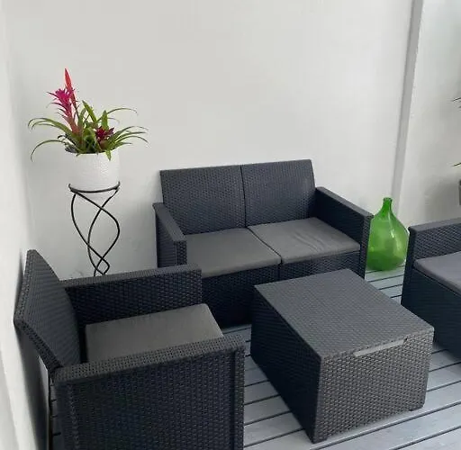 Loue 40 M2 Avec Son Patio Jacuzzi Apartmán *